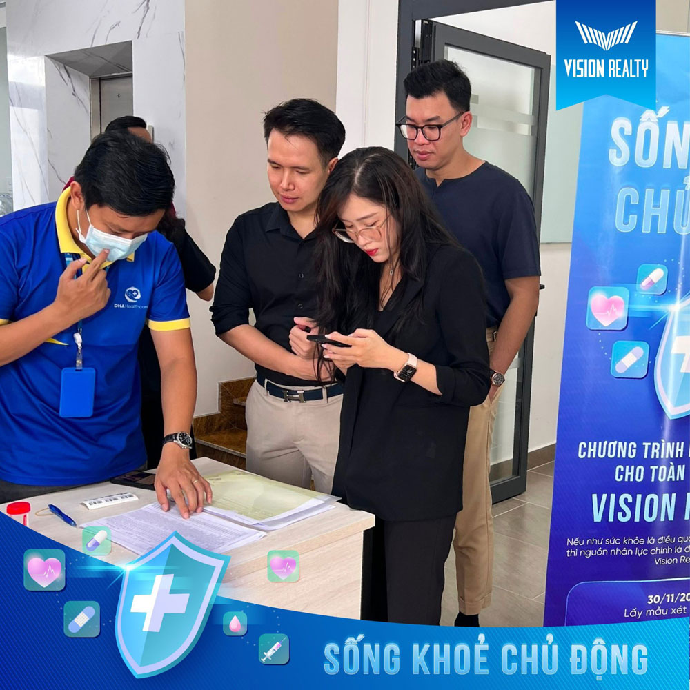 Vision Realty To Chuc Kham Suc Khoa Cho Cbnv Cong Ty_1