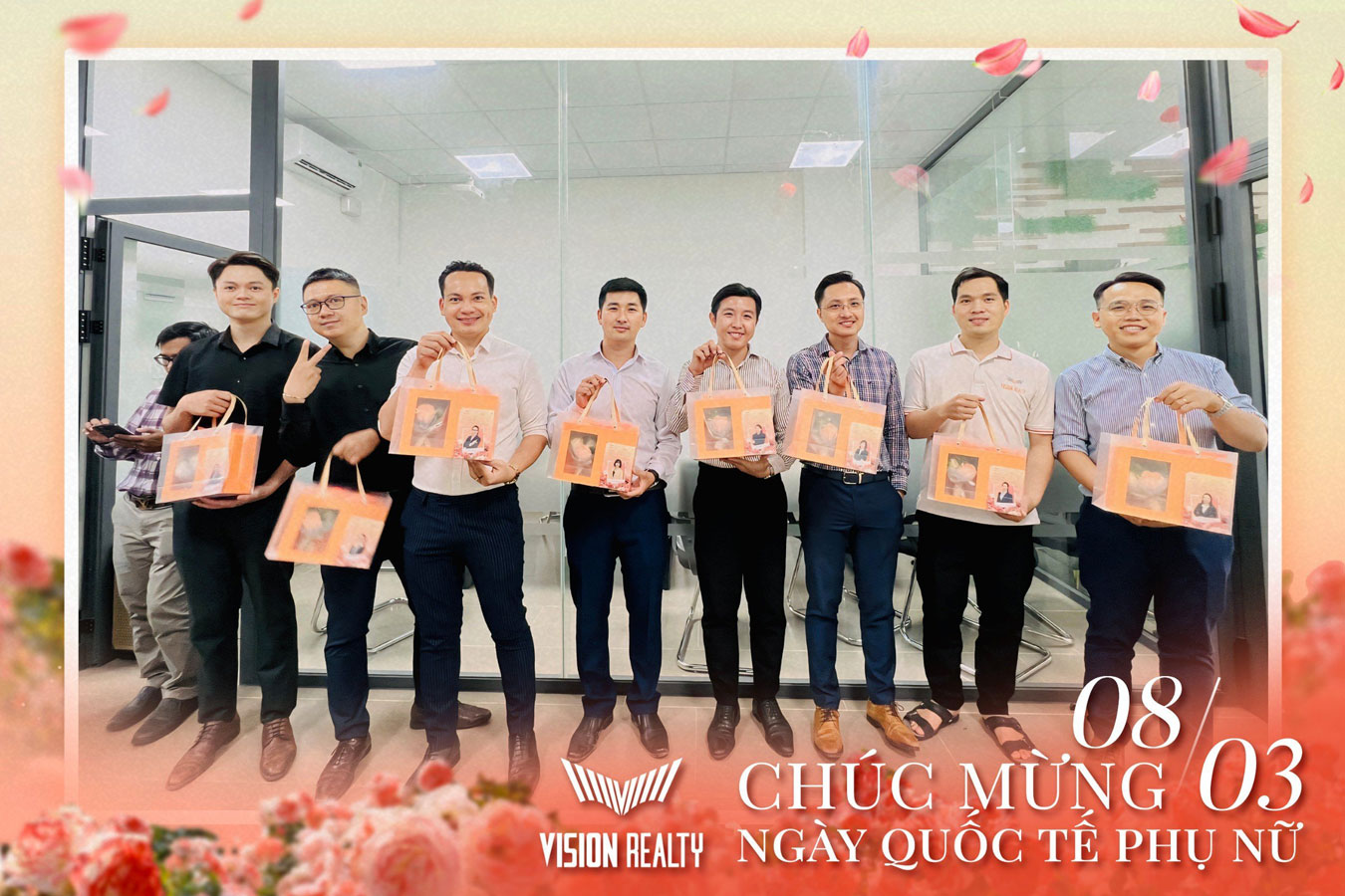 Chuc Mung 8 3 Tai Vision Realty_1