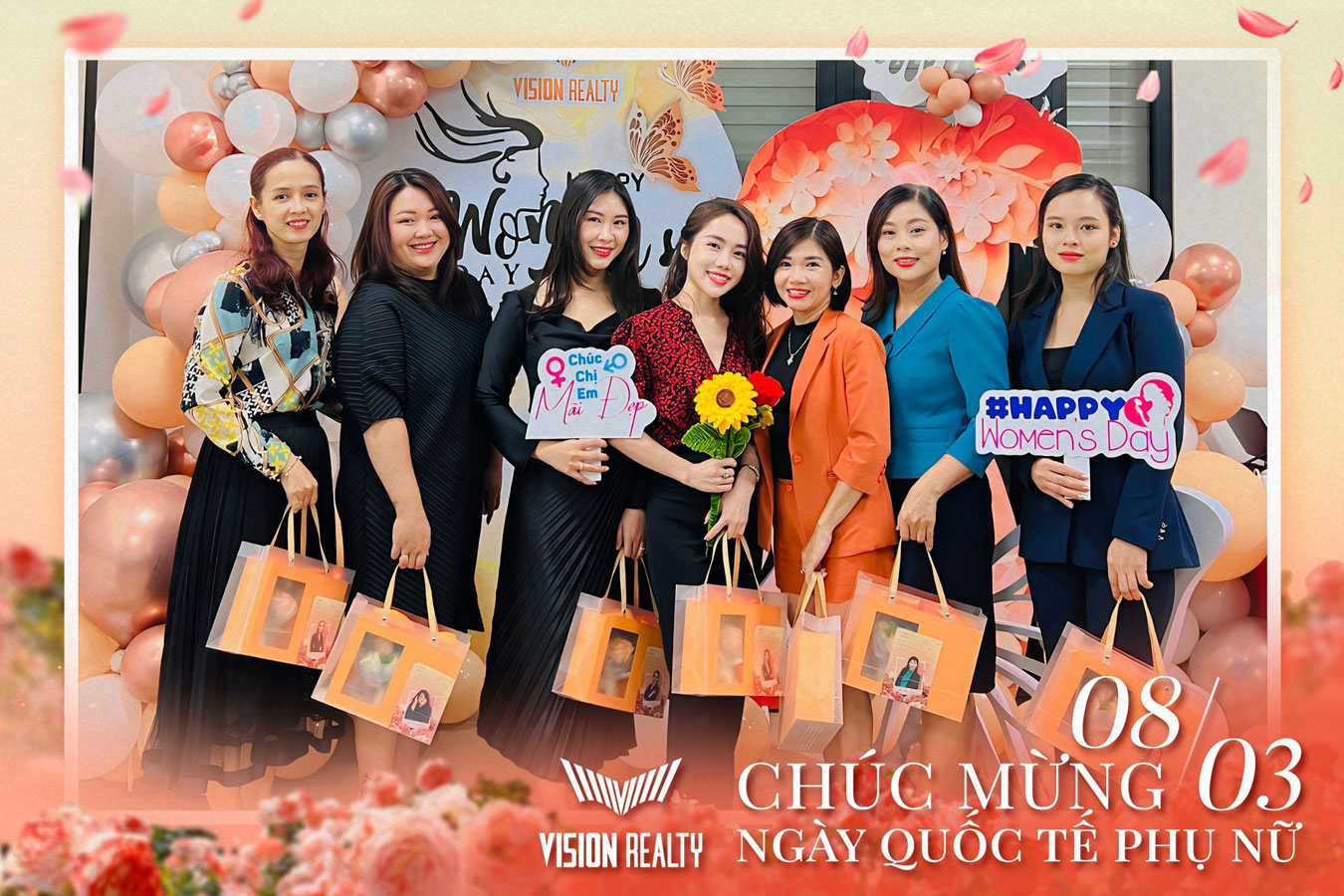 Chuc Mung 8 3 Tai Vision Realty_4
