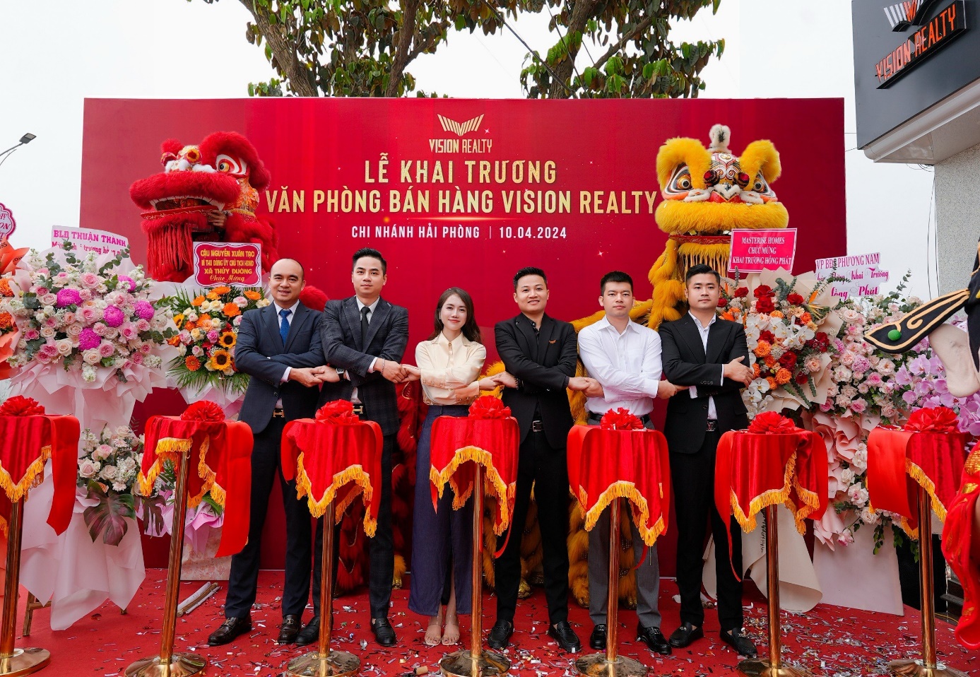 VSR Khai Truong Chi Nhanh Hai Phong